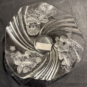 NWT Studio Nova By Mikasa Crystal Festive Swirl Bon Bon Plate